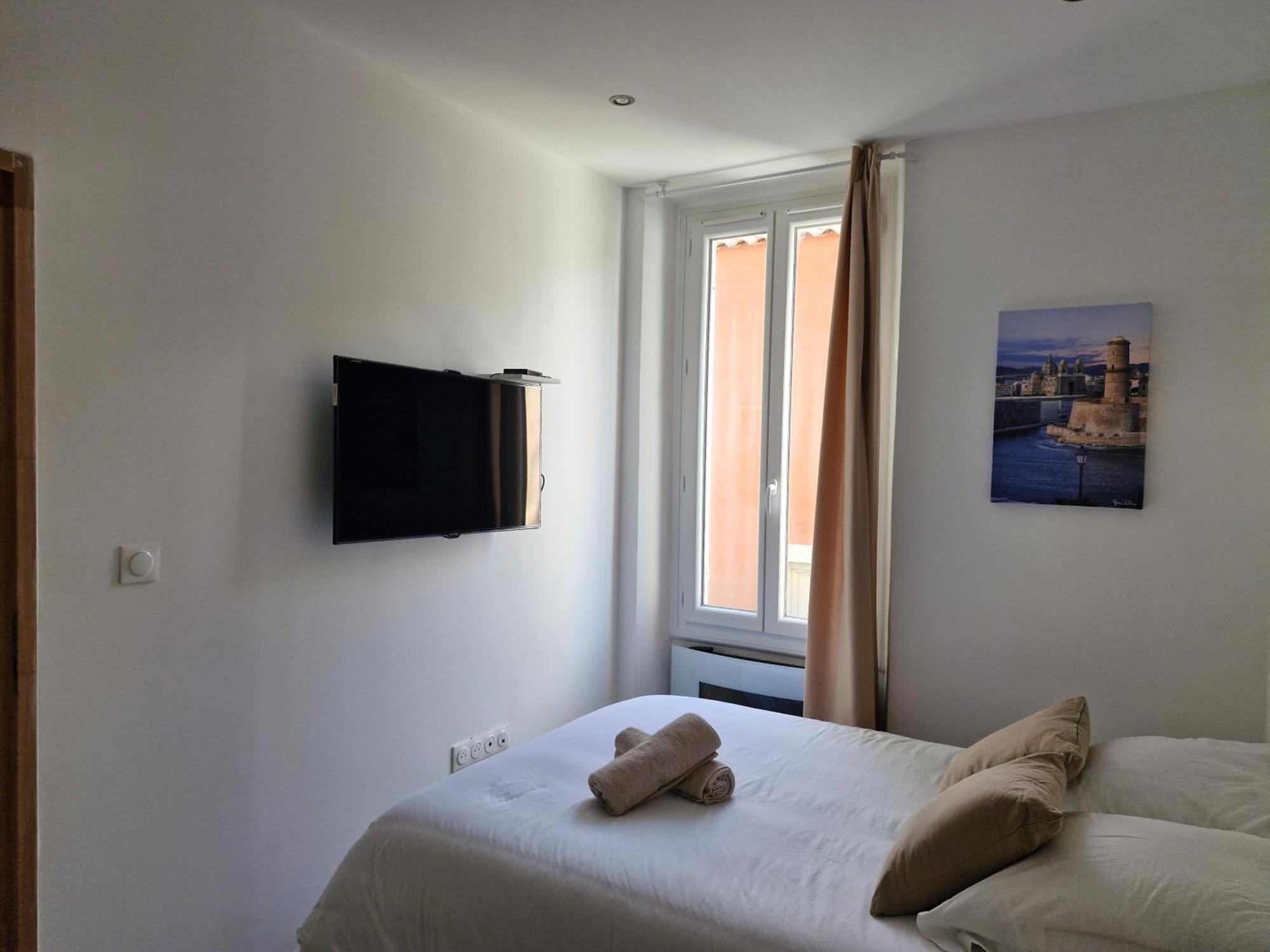 Appartement Tout Confort A 2 Pas Du Centre Ville Aubagne Eksteriør bilde