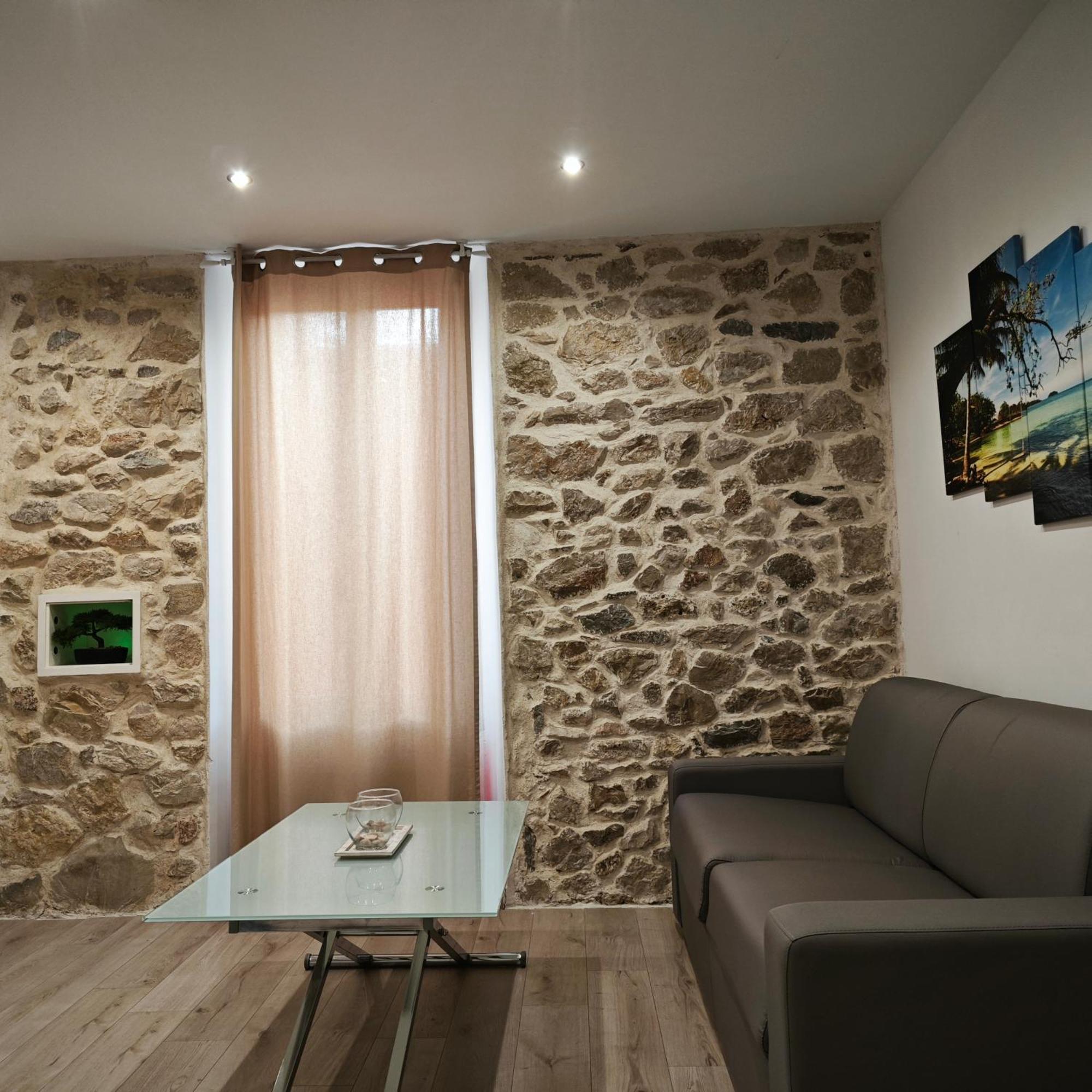 Appartement Tout Confort A 2 Pas Du Centre Ville Aubagne Eksteriør bilde